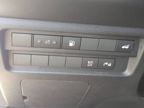 2025 Mitsubishi Outlander PHEV SE