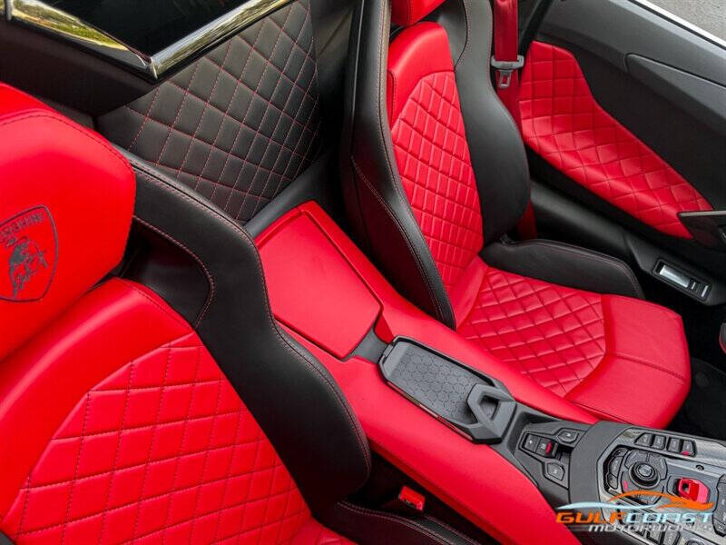 2018 Lamborghini Aventador LP 740-4 S