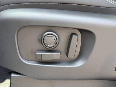 2026 Land Rover Discovery