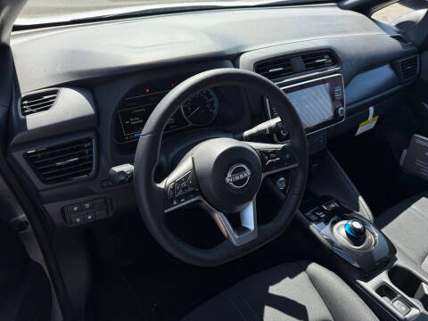 2025 Nissan LEAF SV PLUS