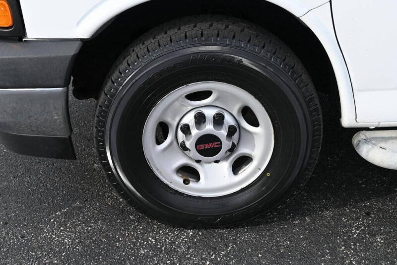 2017 GMC Savana 2500