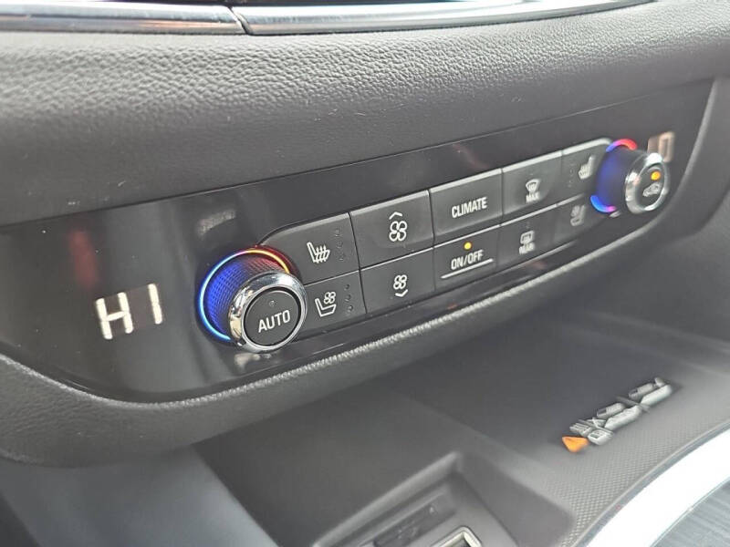 2023 Buick Enclave Premium