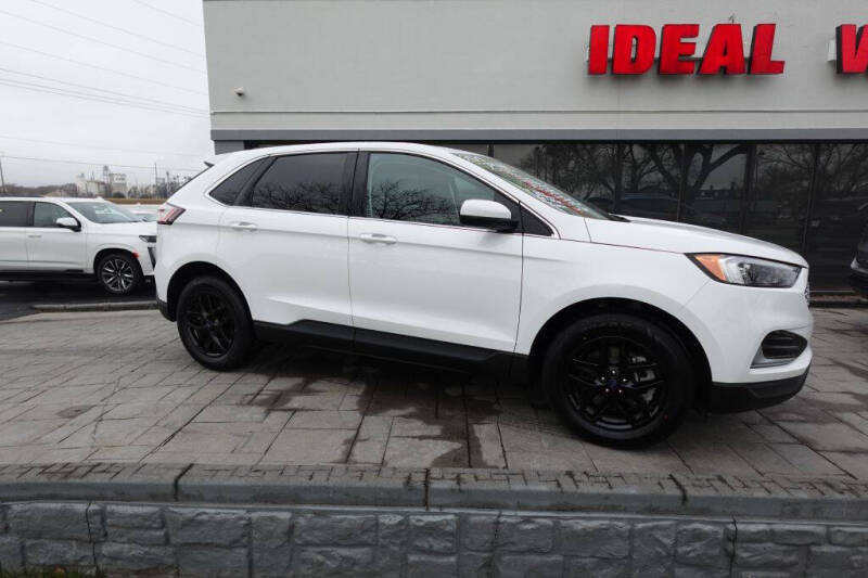 2024 Ford Edge SEL's photo