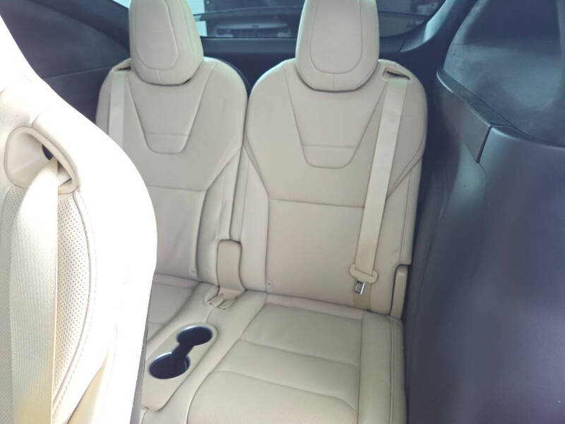 2016 Tesla Model X 75D