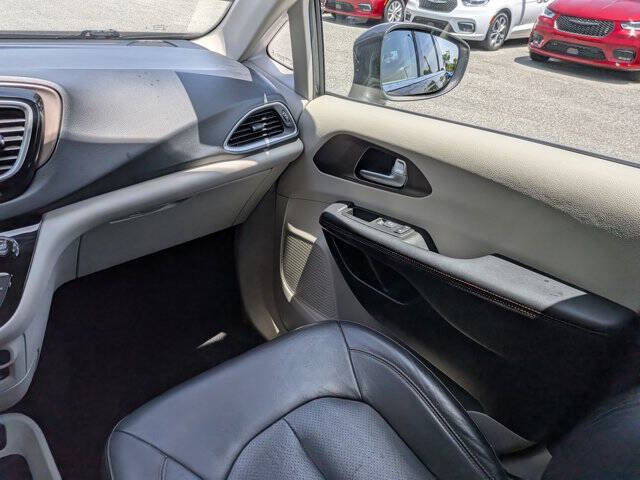 2018 Chrysler Pacifica Touring L Plus