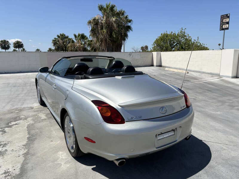 2002 Lexus SC 430