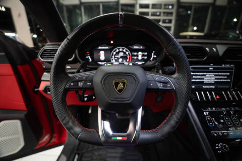 2022 Lamborghini Urus