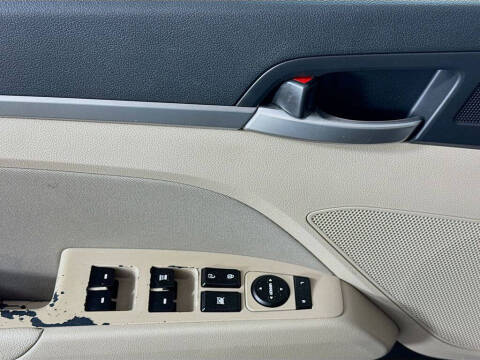 2019 Hyundai Elantra