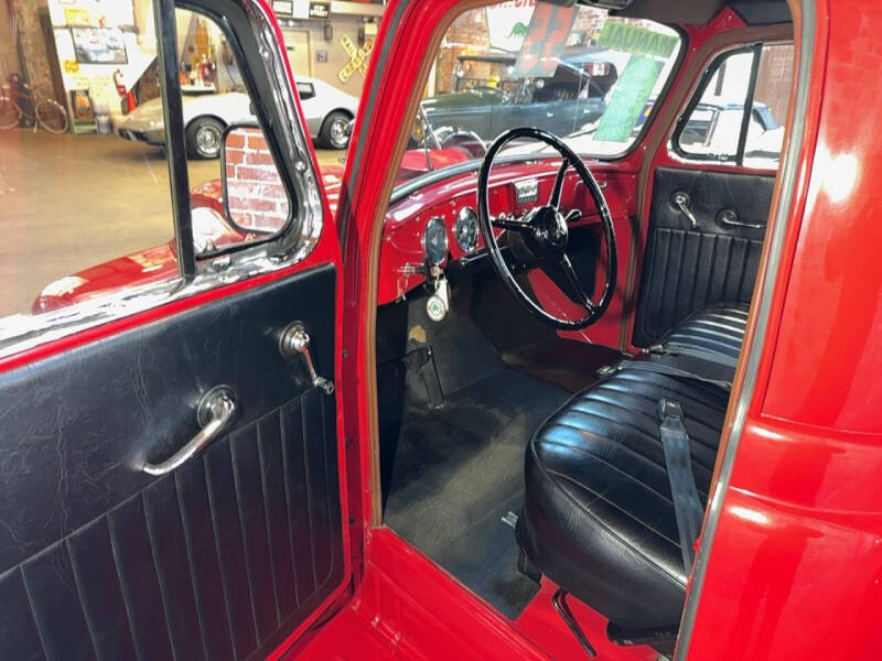 1955 International R-100