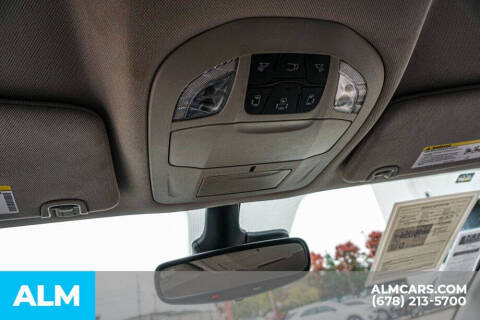 2024 Chrysler Pacifica Plug-In Hybrid Select