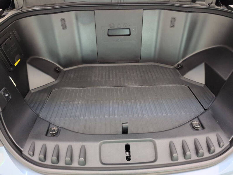 2023 Ford F-150 Lightning Lariat