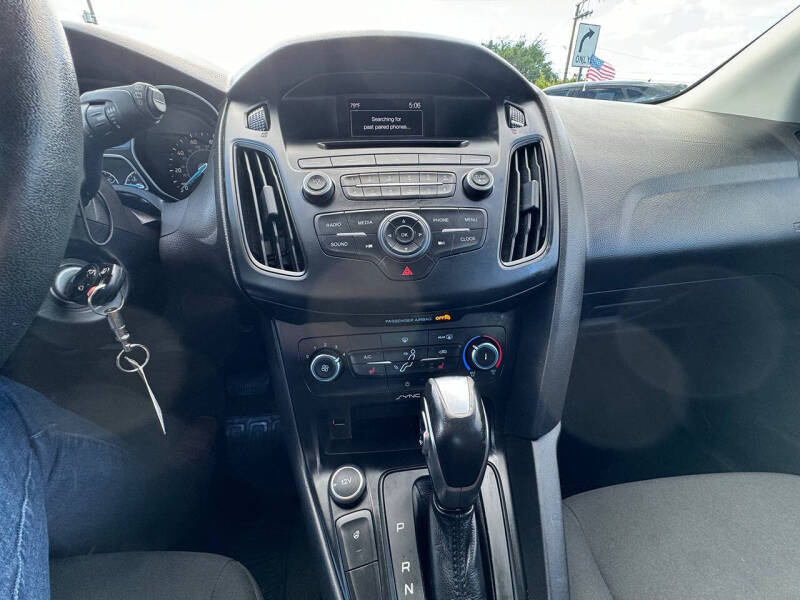 2016 Ford Focus SE