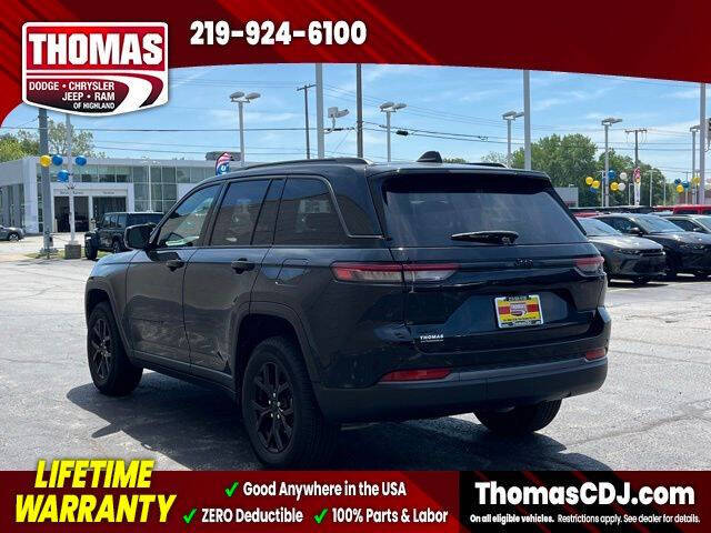 2026 Jeep Grand Cherokee Altitude