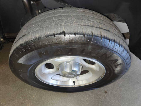 2002 Ford Explorer Sport Trac Value