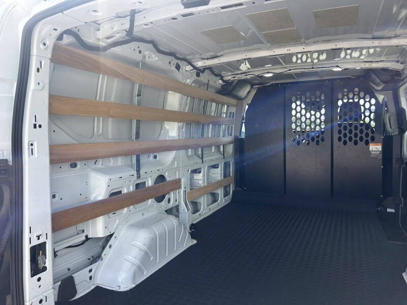 2025 Ford Transit