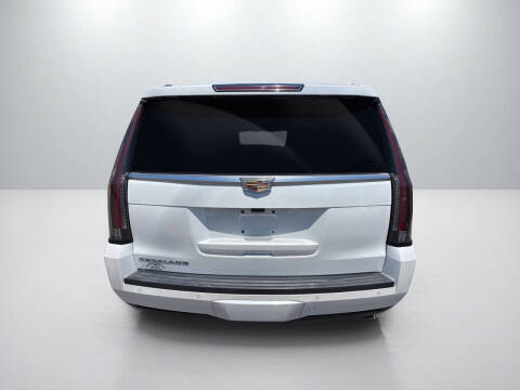 2017 Cadillac Escalade Platinum