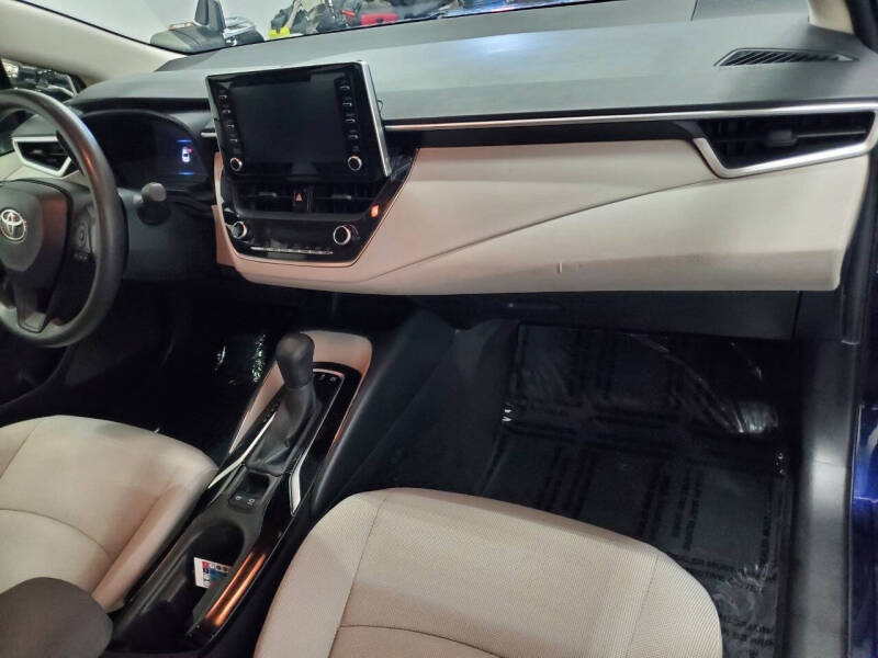 2020 Toyota Corolla Hybrid LE