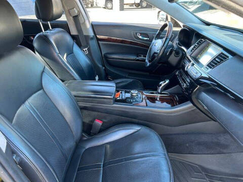 2016 Kia K900 Luxury V6