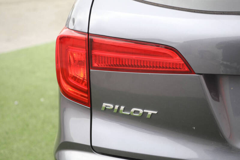 2018 Honda Pilot EX