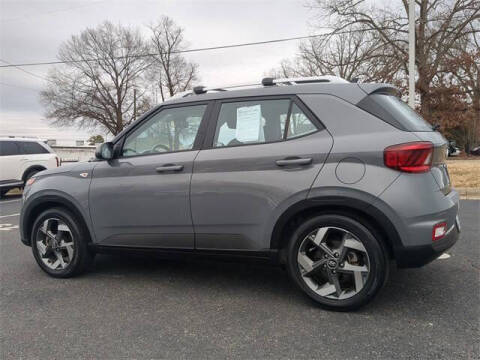 2022 Hyundai Venue SEL