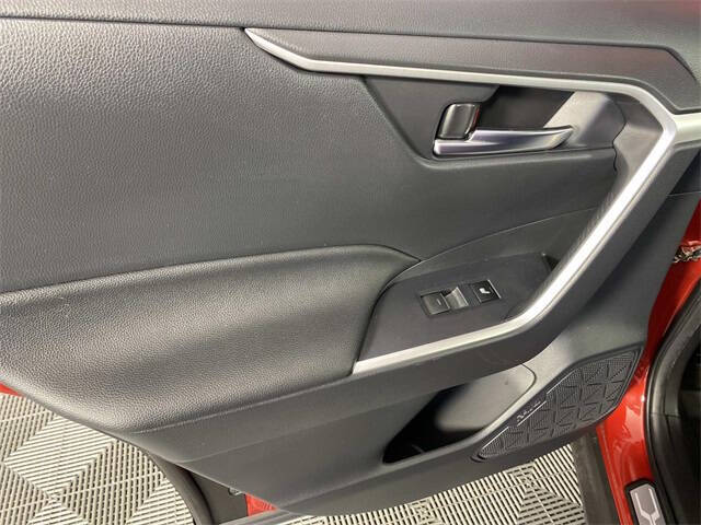 2023 Toyota RAV4 Prime SE