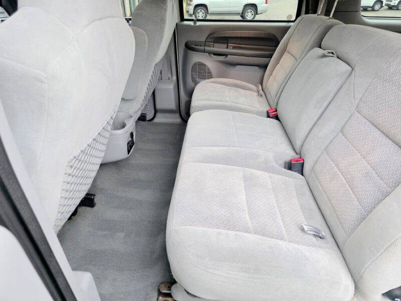2004 Ford Excursion XLT
