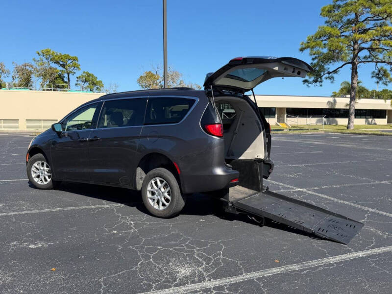 2021 Chrysler Voyager LXi