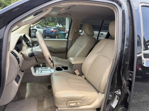 2011 Nissan Pathfinder Silver Edition