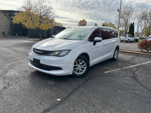 2017 Chrysler Pacifica Touring