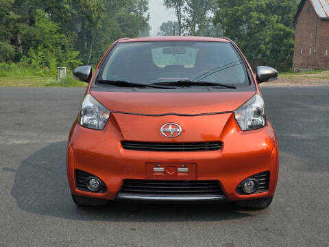 2013 Scion iQ