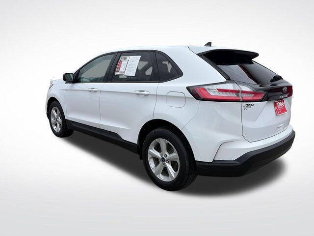 2022 Ford Edge SE