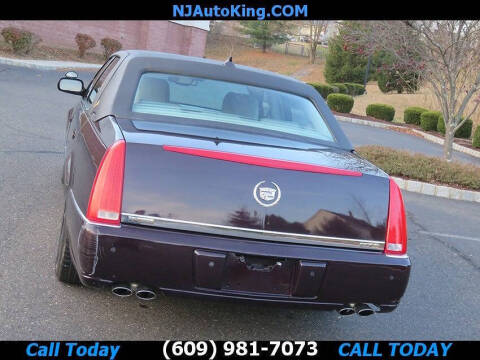 2009 Cadillac DTS Luxury 5-Passenger