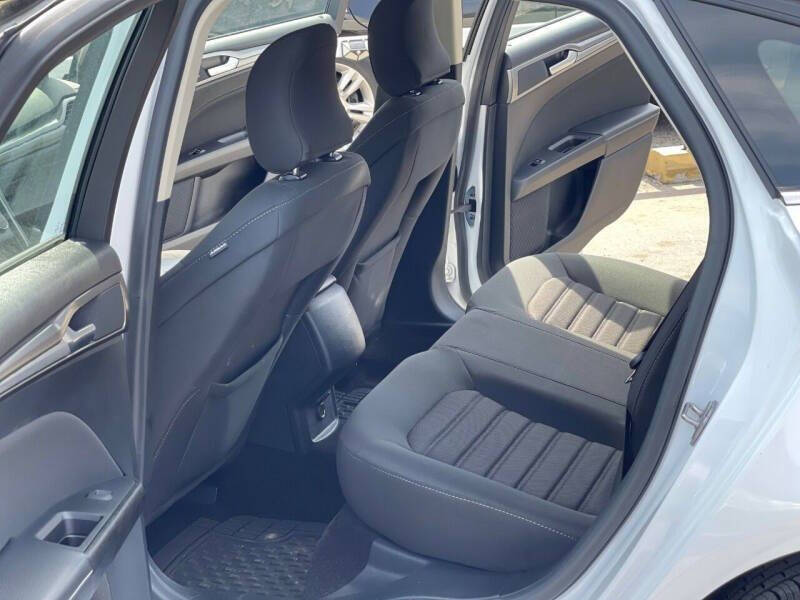 2018 Ford Fusion SE