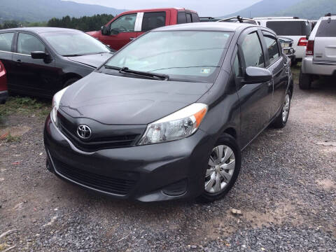 2012 Toyota Yaris 5-Door L