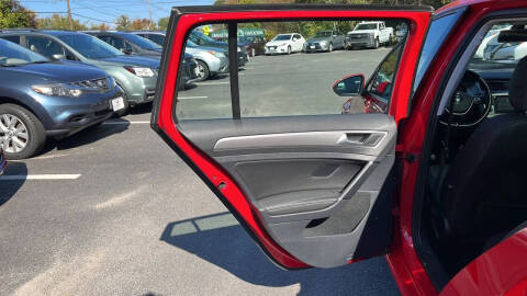 2015 Volkswagen Golf SportWagen