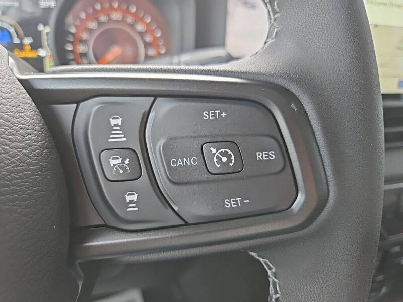 2026 Jeep Gladiator Shadow Ops