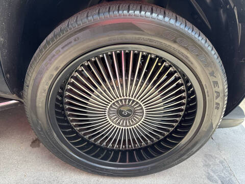 2012 Cadillac Escalade Luxury