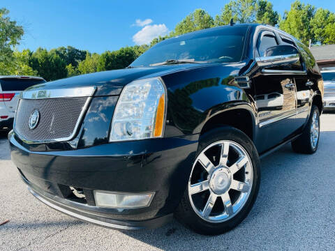 2010 Cadillac Escalade for sale at Classic Luxury Motors in Buford GA