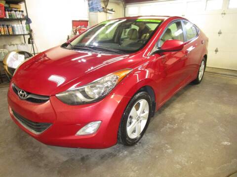 2013 Hyundai Elantra for sale at Ideal Auto Sales, Inc. in Waukesha WI