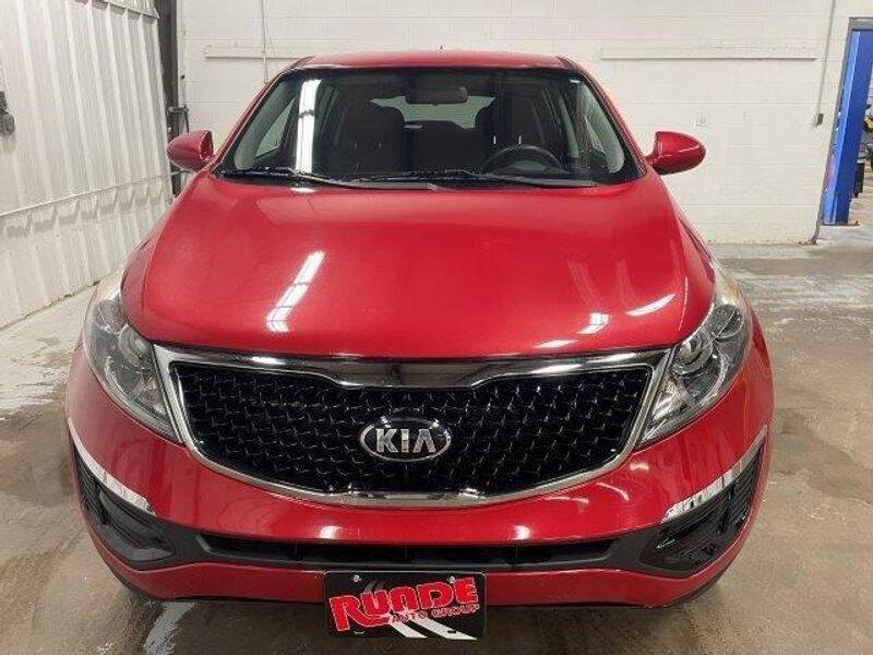 Used 2015 Kia Sportage LX with VIN KNDPBCAC1F7733712 for sale in Hazel Green, WI