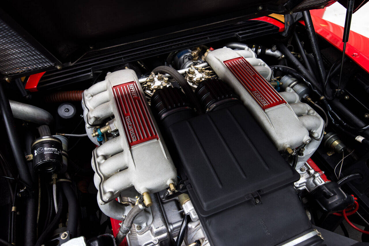 1985 Ferrari Testarossa 43