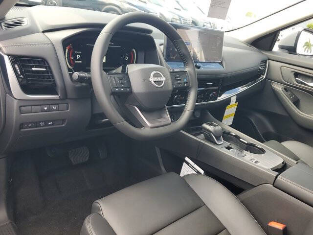 2025 Nissan Rogue SL