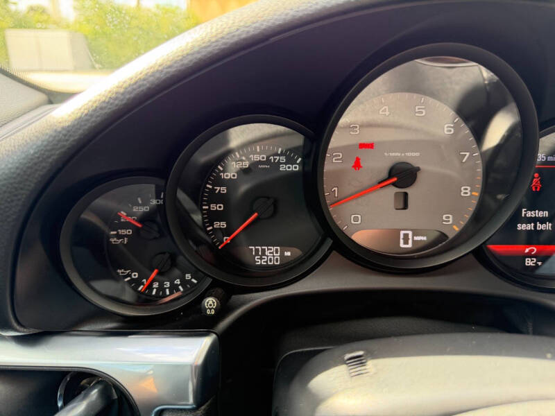 2015 Porsche 911 Carrera 4S