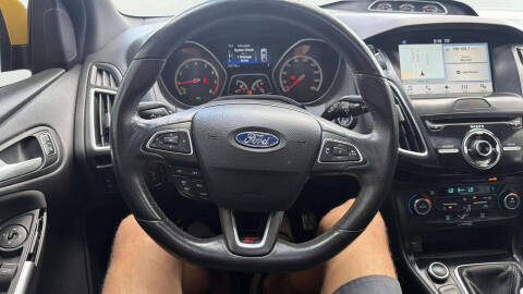 2017 Ford Focus ST