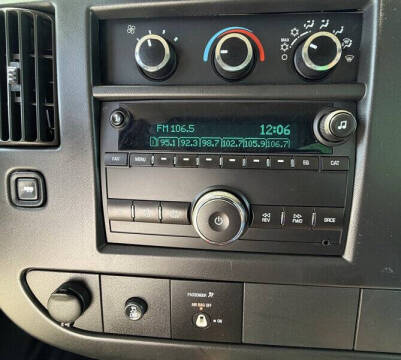 2017 GMC Savana 2500