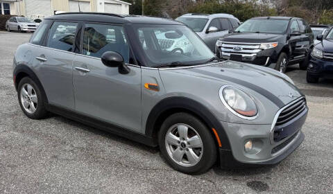 2017 MINI Hardtop 4 Door Cooper