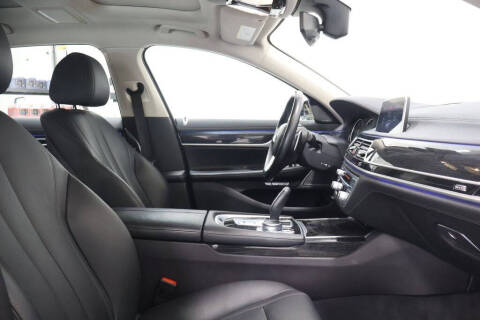 2018 BMW 7 Series 740i