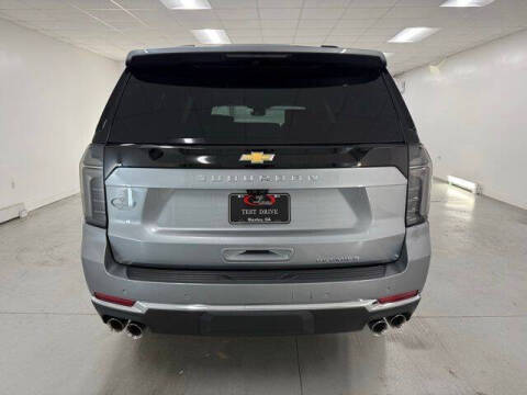 2025 Chevrolet Suburban Premier