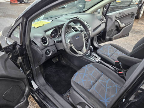 2013 Ford Fiesta SE