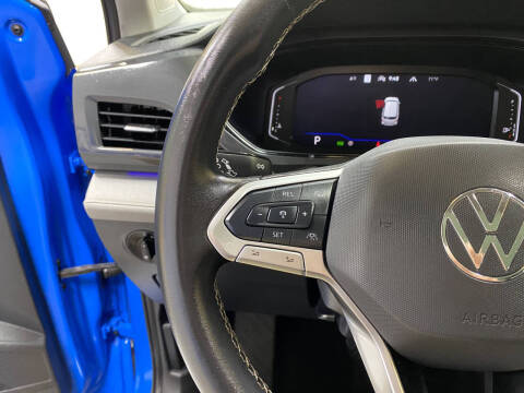 2024 Volkswagen Taos SEL 4Motion